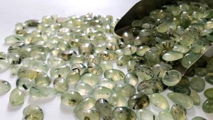 Lot en gros de cabochons de préhnite verte naturelle, pierres précieuses en vrac, faites à la main, formes variées - Product Image 3