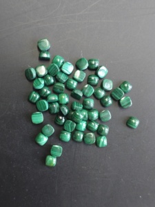 Malachite naturelle, cabochons coussin de 4 mm, pierres précieuses en vrac pour la fabrication de bijoux - Product Image 3