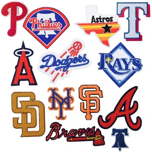 Écussons 3D en PVC/Silicone/Caoutchouc/TPE à la mode, gaufrés, écologiques, personnalisables, à coudre ou thermocollants pour chapeaux et sacs – Vietnam - Product Image 2