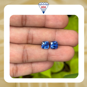 Paire de saphirs bleus naturels du Sri Lanka, 5,21 carats, bleu bleuet, taille coussin, pierres précieuses brutes, qualité AAAA, chauffées, pierres précieuses rares - Product Image 2