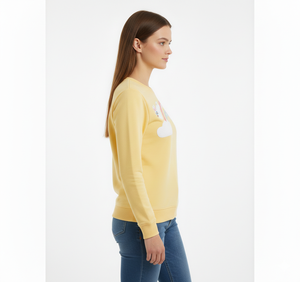 เสื้อสเวตเชิ้ตผู้หญิงทรงบ็อกซี่ พิมพ์ลายด้วยเทคนิคฮีททรานเฟอร์ ผ้าฝ้ายสีขาวเนื้อหนัก ดีไซน์ล่าสุด สีเหลือง หรูหรา ไซส์พลัส - Product Image 3