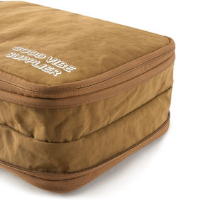 Bolsa de Almacenamiento de Ropa Plegable Resistente al Agua de 7 Pulgadas con Cierre de Cremallera de Nailon y Gran Capacidad - Product Image 6