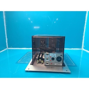 Caja de control de sensor de fugas Hitachi M-501AW (1 unidad) - Piezas de equipos semiconductores usados como tal - Product Image 3