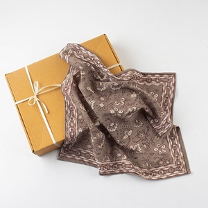 New Design Handmade Customization Square <b>Scarves</b> Wholesale Multi Colors <b>Bandana</b> Printed Cotton Paisley <b>Head</b> <b>Scarf</b> - Product Image 5