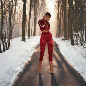 Valure Fabric Custom Design Survêtement confortable et respirant pour le jogging et tout type d'activités sportives - Product Image 2