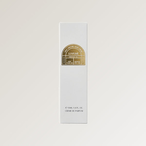 Crema de manos Le Parfum Berry Bay Eau en tubo, producto hidratante para hombre, ideal para regalo de Navidad. - Product Image 6