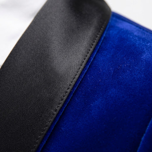 Blazer de Terciopelo Azul Rey para Hombre, de Moda, con Cuello Chalera Negro, Cierre de un Solo Botón - Product Image 5