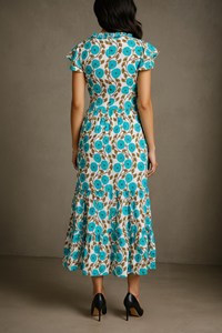 Elegante Vestido Maxi Floral con Estampado de Flores, Algodón Sostenible, Corte en A con Volantes, Artesanal, Color Verde Salvia Turquesa, Estilo Étnico, Cintura Natural - Product Image 6