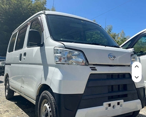 Autos Usados de Alta Seguridad con Volante a la Izquierda, Emisión Euro II, Modelo 2019, Precio desde Japón para Exportación - Product Image 3