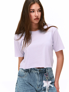 Camiseta Corta de Algodón 100% para Mujer, con Borde Crudo, Manga Corta, Estilo Básico, Marca Privada, OEM, Ropa Personalizada para Mujer - Product Image 3
