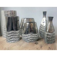 Nouvelle Arrivée : Sculpture en Laiton Géométrique Abstraite Faite à la Main, Décoration Art Déco Tendance pour Table de Salon