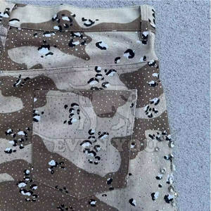 Shorts en strass pour hommes, best-seller, design avant-gardiste, style brillant, pour un look urbain - Product Image 5