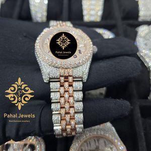 นาฬิกาเพชรหรูสำหรับผู้หญิง Pahal Jewels ตัวเรือนสแตนเลสขนาด 41 มม. หน้าปัดอนาล็อก คริสตัลแซฟไฟร์ ระบบกลไก แสดงวันที่ - Product Image 4