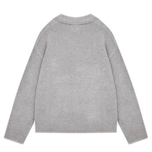 Polo de Manga Larga de Punto Bouclé Gris Jaspeado, Cómodo y Elegante, Ideal para un Estilo Casual y Relajado - Product Image 2