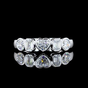 Bague de fiançailles demi-éternité en or massif sertie de diamants multi-formes en forme de cœur de 1 carat certifiés IGI, bijoux fins fabriqués par des artisans - Product Image 1