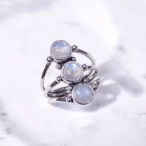 Bague triple en argent sterling 925 avec trois pierres précieuses naturelles pour femmes, bijoux fins, tendance, à porter tous les jours, design unique - Product Image 2