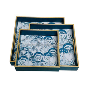 ถาดเสิร์ฟไม้ทำขึ้นอย่างสวยงามสำหรับโต๊ะกาแฟรับประทานอาหารและการแสดงที่บ้าน - Product Image 1