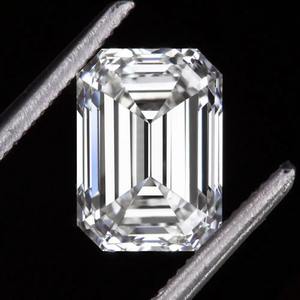 Bague et boucles d'oreilles en diamant CVD de laboratoire, pureté VVS-VS, taille émeraude, 10,30 carats, certifiées IGI, pour la création de bijoux - Product Image 1