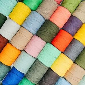 Hilo Reciclado de Fabricación Sostenible, Textura Suave, Alta Resistencia a la Tracción, Anti-Pilling, NE 16s/2, Teñido Natural para Tejer - Product Image 2