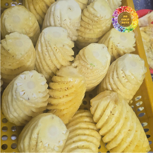 สับปะรดแช่แข็ง IQF พรีเมียม 100% สับปะรดสด บรรจุภัณฑ์สุญญากาศ สำหรับการใช้งานอเนกประสงค์ เช่น ทำขนมหวาน ท็อปปิ้ง สมูทตี้ - Product Image 1