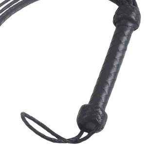 Flogger en cuir souple avec extrémités arrondies pour un jeu BDSM adapté aux débutants - Product Image 2