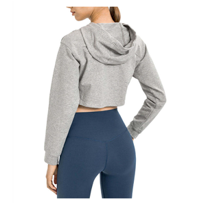 Sweat-shirt court à capuche gris pour femme, manches longues, couleur unie, tricoté, respirant, style décontracté d'hiver - Product Image 2
