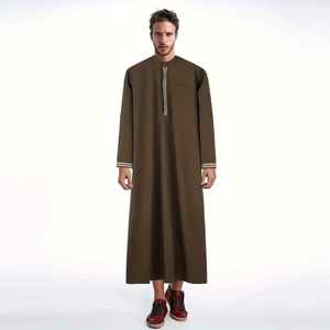 Thobe Émirati Premium, Kandura de Luxe, Vêtement Arabe Traditionnel, Jubba Élégante pour Hommes, Tenue Islamique Moderne Douce et Respirante - Product Image 1