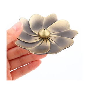 ที่ใส่ธูปรูปดอกบัวมีหลายดีไซน์ให้เลือก - Product Image 4