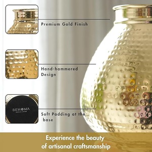 Jarrón de Metal Moderno para Arreglos Florales, Artículo de Decoración Contemporánea para el Hogar - Product Image 4