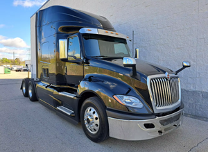 Camión Semirremolque International LT625 Sleeper 2019 Listo para Trabajar, Cabina Tipo Condo, RHD/LHD, Usado, Listo para Exportación - Product Image 4