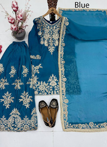 Magnifique robe Sharara en soie brodée IndoWeaves pour femmes, vêtements traditionnels indiens et pakistanais pour mariage, fête, été, recyclés - Product Image 3