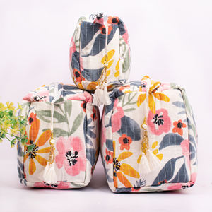 Pochette de maquillage unisexe pliable en coton matelassé imprimé, écologique, grande capacité, portable, avec fermeture éclair, résistante à l'eau, personnalisable - Product Image 2