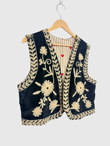 Floral Embroidered Velvet Vest Women'<b>s</b> Prairie Chic Style Handmade Open Front Sleeveless Top Autumn Fashion Adult Size - Product Image 4