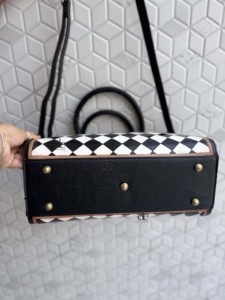 Hand Tooled Checkered Genuine Leather Tote Bag Cross-<b>Body</b> Western Fashion New Arrival Stylish Luxury Bag Classic Women's Handbag - Product Image 3