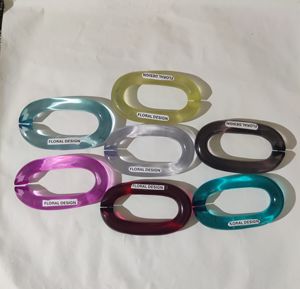 Décoration murale moderne en chaîne de résine pour la maison, idéale pour Diwali, anniversaires et mariages - Couleur et taille personnalisables, fabriquée à la main en Inde - Product Image 1