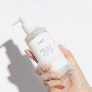 I.st BRIGHTENING ONE SHOT OIL TO FOAM CLEANSER 200ml nettoyant tout-en-un double action - Product Image 2