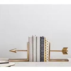 Sujetalibros Metálicos Náuticos con Diseño de Ancla y Timón, Decoración Escultural de Escritorio Estilo Costero, Juego de 2 Piezas - Product Image 3