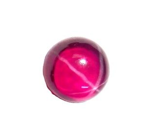 Rubis étoilé transparent rond 9x9 mm 5 carats, cabochon poli créé en laboratoire avec effet étoile à 6 branches pour la fabrication de bijoux - Product Image 1