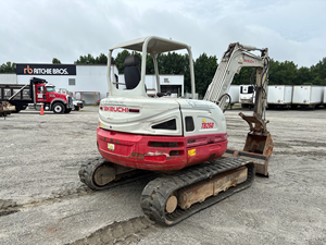 Miniexcavadora Compacta TB260 Modelo 2014 para Jardinería, Construcción y Trabajos en Sitio - Product Image 5