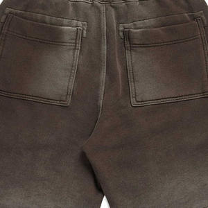 Pantalones cortos de forro polar para hombre, informales, cómodos, de tela suave y transpirable, con cintura elástica, cordón ajustable, bolsillos, conjunto deportivo para uso en el gimnasio. - Product Image 4