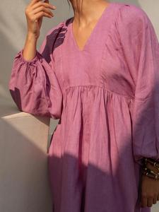 Robe longue décontractée unie en lin violet pour femme, manches longues, taille élastique, col en V, coupe trapèze, idéale pour l'été - Product Image 4