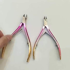 Cortacutículas Profesional de Acero Inoxidable, Cortador de Precisión con Borde Afilado, Herramienta para Recortar Cutículas de Manicura y Pedicura - Product Image 6