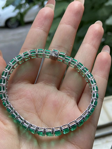 กำไลข้อมือเงินแท้ 925 สุดหรู ประดับเพชรทรงเหลี่ยมมรกต เพาะเลี้ยงในห้องปฏิบัติการ สี E/F ความสะอาดระดับ VS-VVS รับรองโดย IGI เหมาะสำหรับผู้หญิงสวมใส่ทุกวัน - Product Image 6