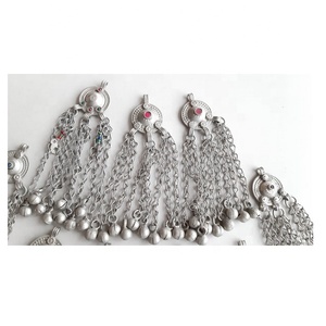 Botón Vintage Hecho a Mano de Triba Kuchi en Venta - Product Image 3