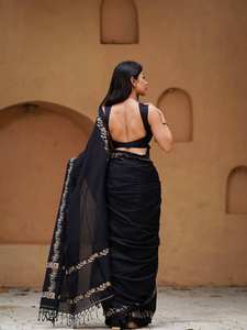 Sari de Algodón Negro Premium Tejido a Mano, Diseño Tradicional, Ligero, Absorbente de Humedad, Secado Rápido, Materiales Reciclados, Invierno Verano - Product Image 5