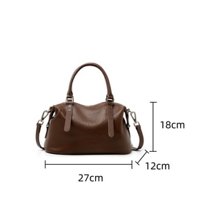 Sac fourre-tout vintage pour femme en cuir véritable, haute qualité, fermeture éclair ouverte, couleurs personnalisables, doublure en toile, utilisation quotidienne et voyage - Product Image 2