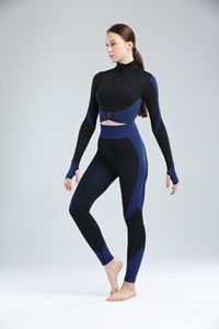 Ensemble de yoga 2 pièces pour femme : haut court dos en U et leggings taille haute effet seconde peau – Tenue de sport, gym, Pilates, fitness - Product Image 5