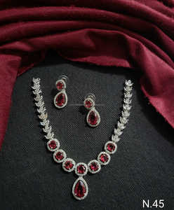 Forme de feuille élégant diamant américain plaqué argent goutte d'eau conception Simple collier clouté avec ensemble de bijoux de boucles d'oreilles assorties - Product Image 4