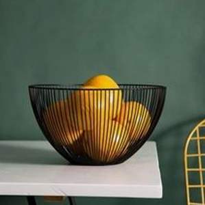 Panier à fruits en acier inoxydable de qualité supérieure avec une construction durable, parfait pour le stockage et la présentation des fruits sur le comptoir de cuisine - Product Image 6