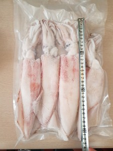 Calamar IQF de calidad de exportación, tubos de calamar IQF tamaño 16/20 piezas, calamar congelado para restaurante Vietnam ANGLE - Product Image 2